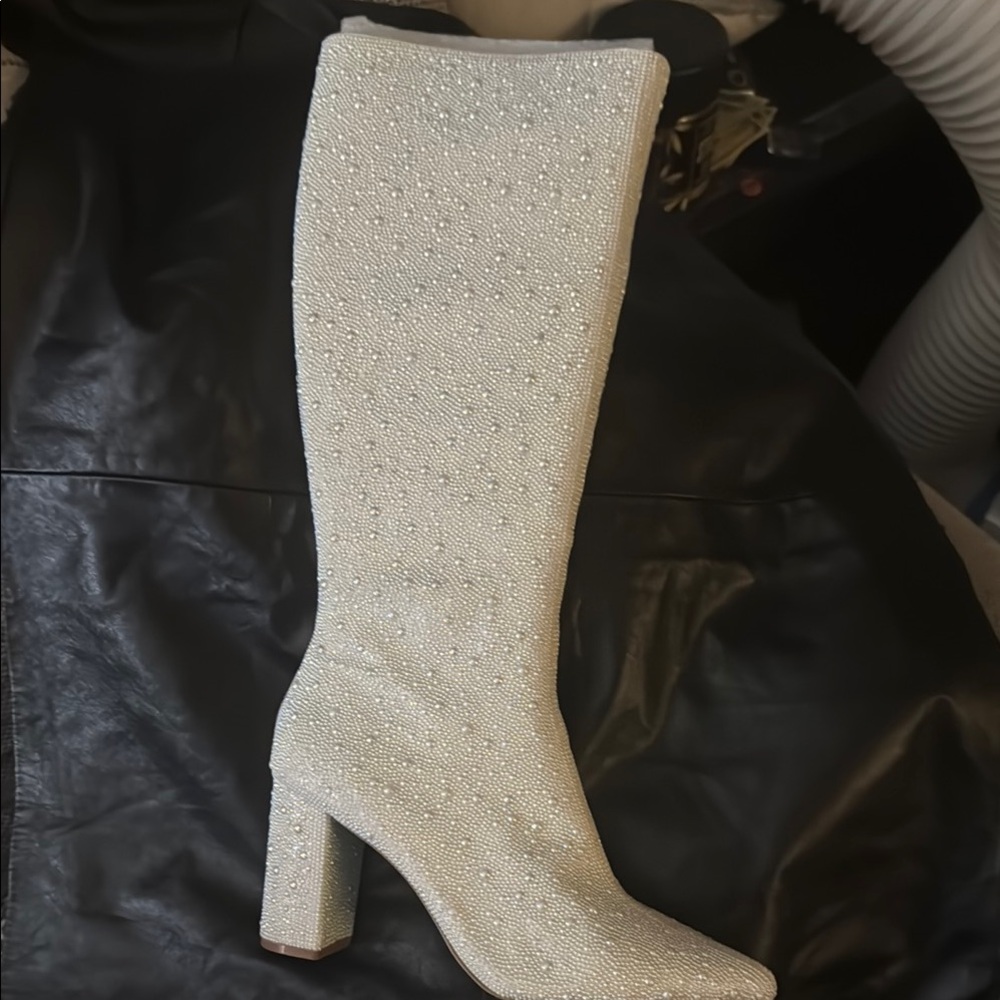 Betsey Johnson White Heeled Boots with Textured Surface